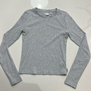 Aritzia Ribbed Long sleeve